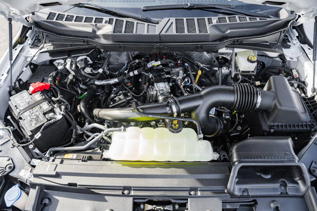 Vehicle image 6 of 39