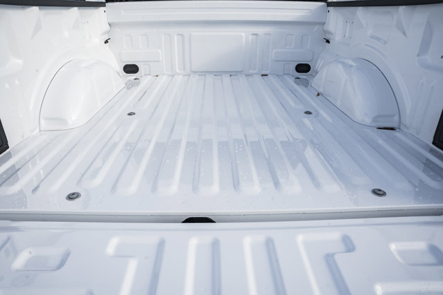 Vehicle image 9 of 39