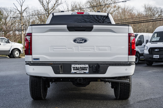 Vehicle image 5 of 39