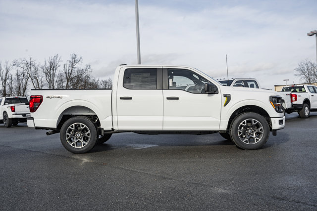 Vehicle image 3 of 39