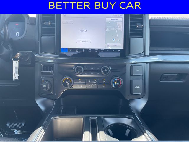 Vehicle image 11 of 15
