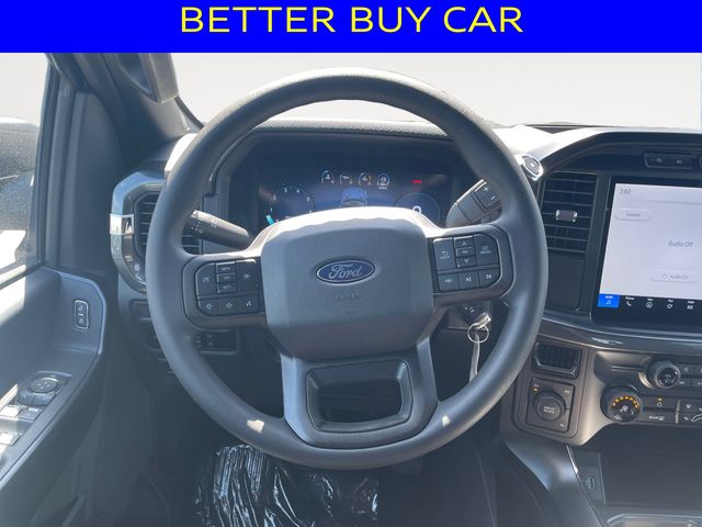 Vehicle image 12 of 15