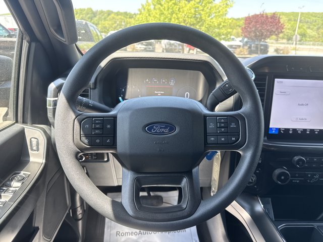 Vehicle image 12 of 34