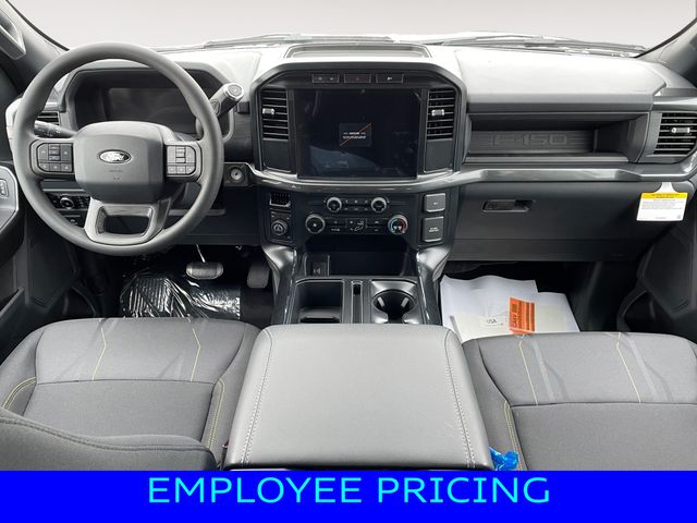 Vehicle image 10 of 15