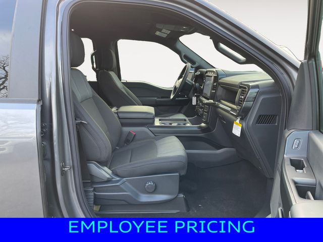 Vehicle image 15 of 15