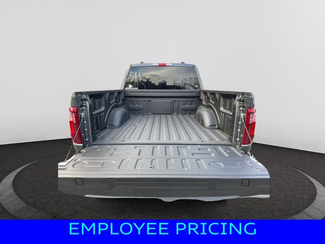 Vehicle image 8 of 15