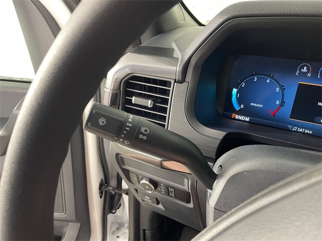 Vehicle image 16 of 22