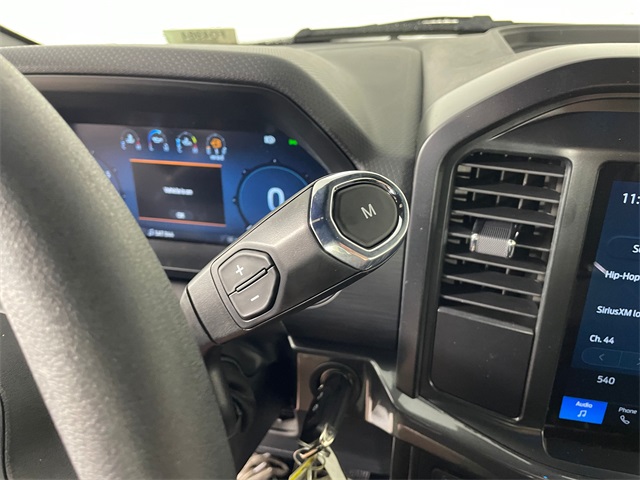 Vehicle image 15 of 22