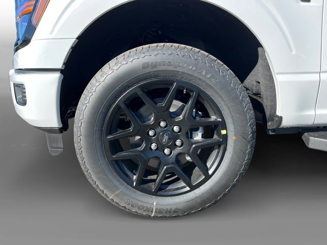 Vehicle image 9 of 20