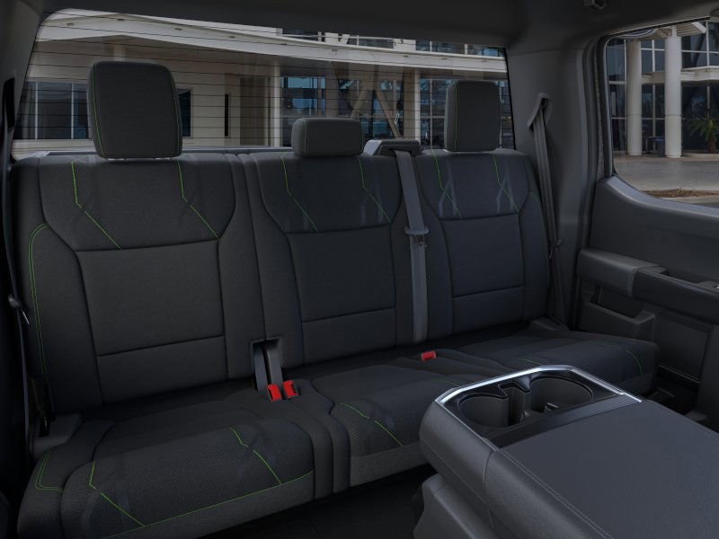 Vehicle image 11 of 22