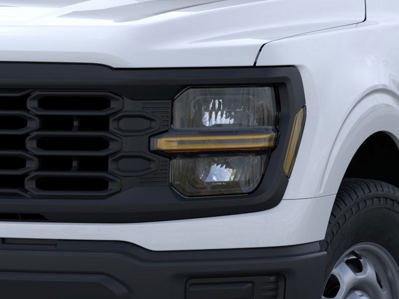 Vehicle image 18 of 22