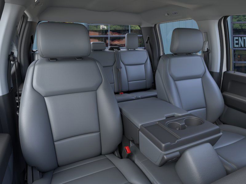 Vehicle image 10 of 22
