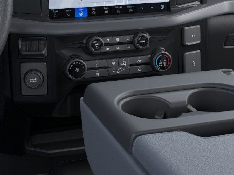 Vehicle image 15 of 22