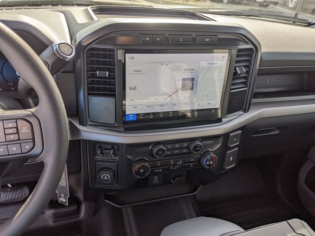 Vehicle image 22 of 41