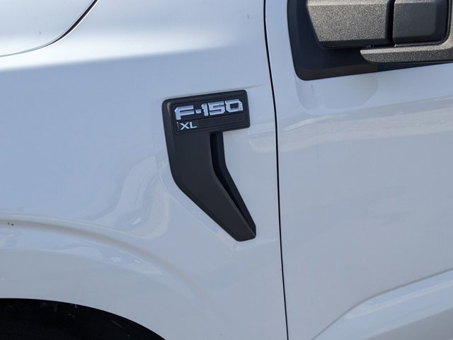 Vehicle image 12 of 41