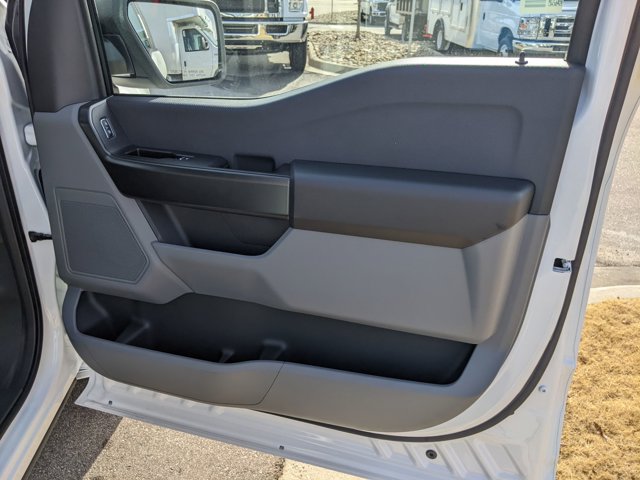 Vehicle image 40 of 41