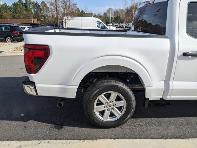 Vehicle image 35 of 41