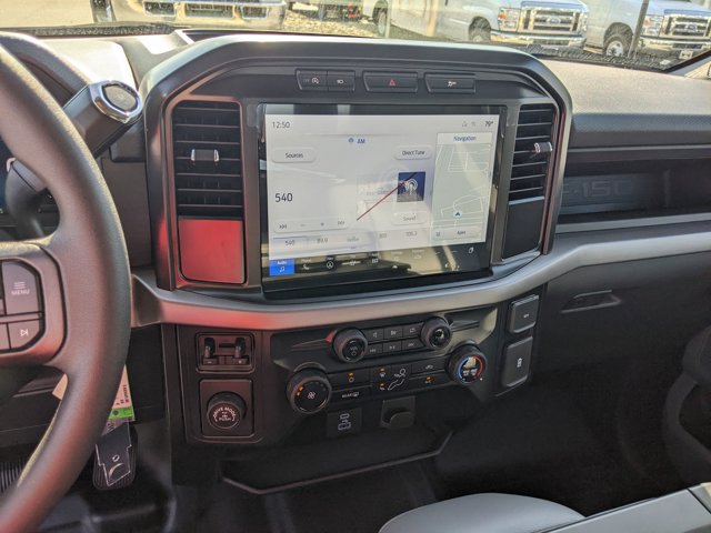 Vehicle image 22 of 40