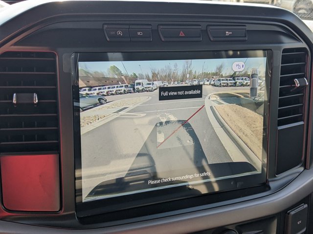 Vehicle image 26 of 40