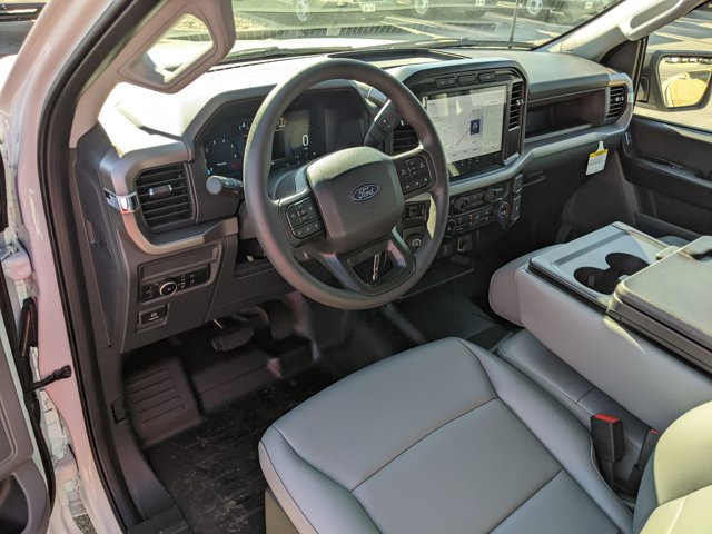 Vehicle image 15 of 40
