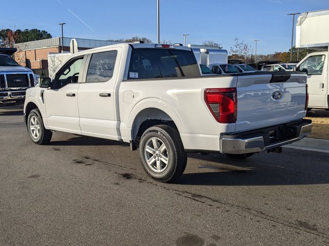 Vehicle image 6 of 40