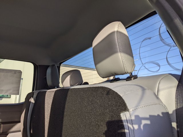 Vehicle image 29 of 40