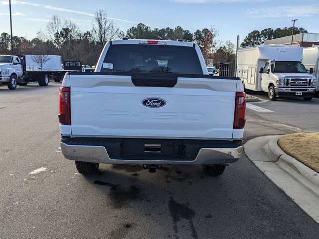Vehicle image 5 of 41