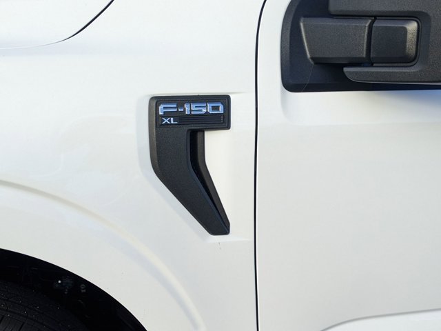Vehicle image 12 of 41