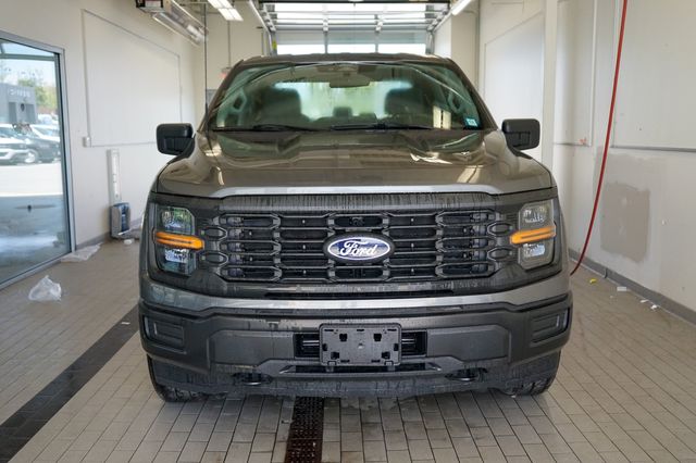Vehicle image 16 of 37