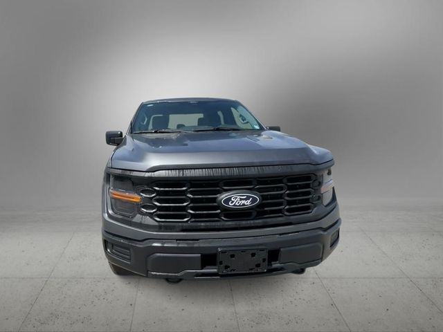 Vehicle image 4 of 37
