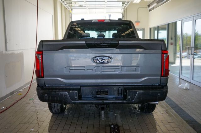 Vehicle image 5 of 37