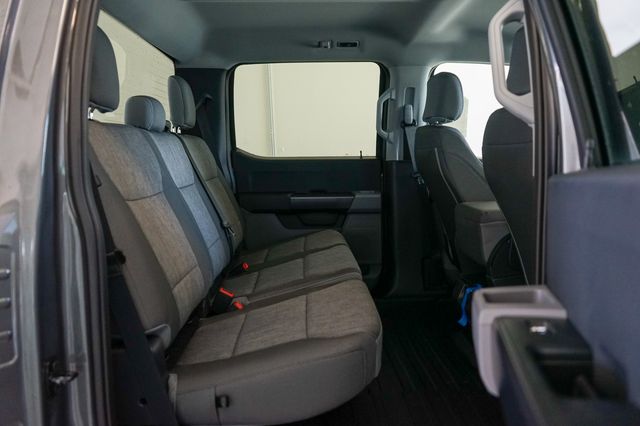 Vehicle image 36 of 37