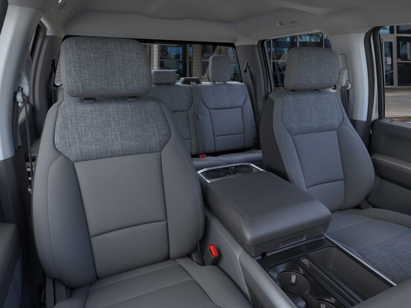 Vehicle image 10 of 22