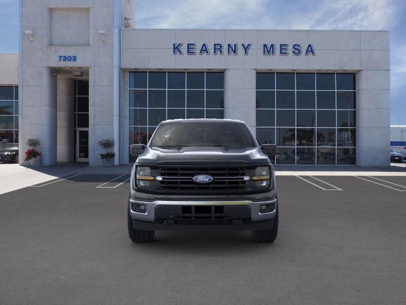 Vehicle image 32 of 48
