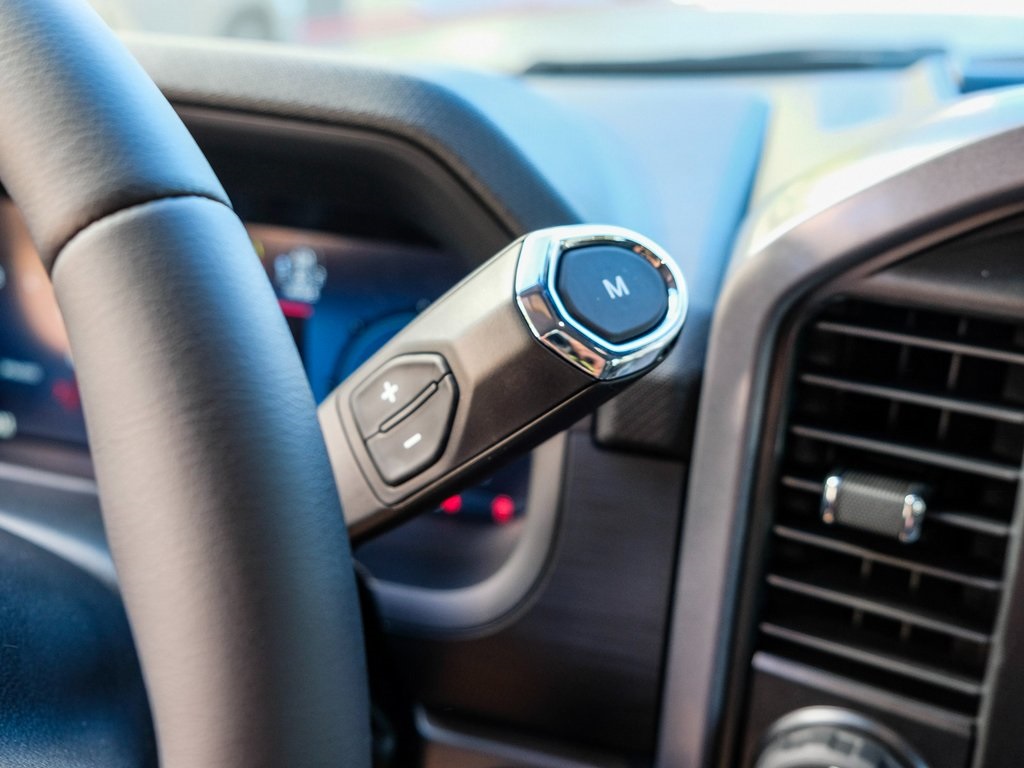 Vehicle image 21 of 48