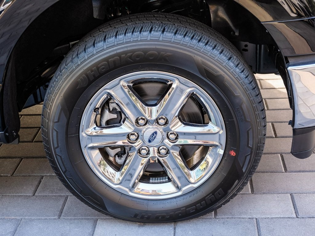 Vehicle image 11 of 48