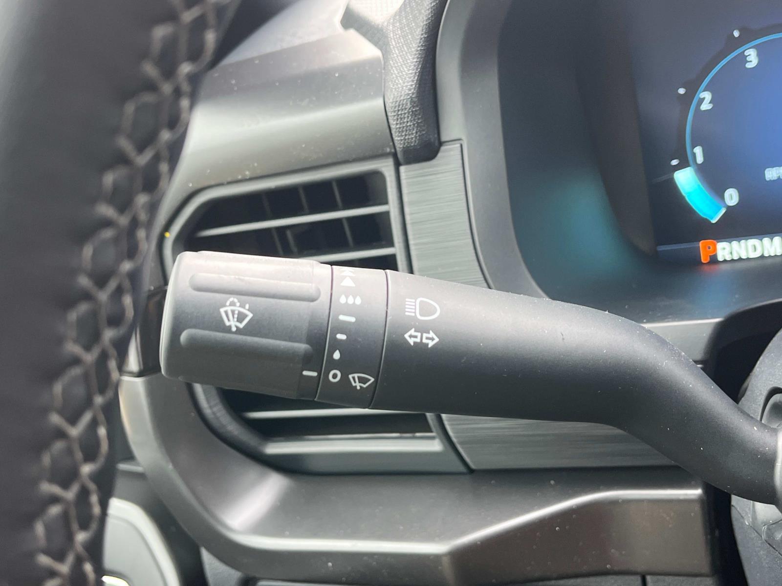 Vehicle image 20 of 30