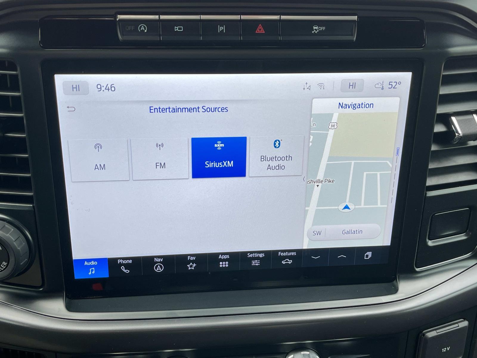 Vehicle image 24 of 30