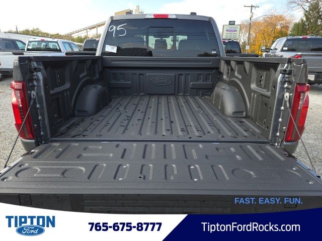 Vehicle image 13 of 44