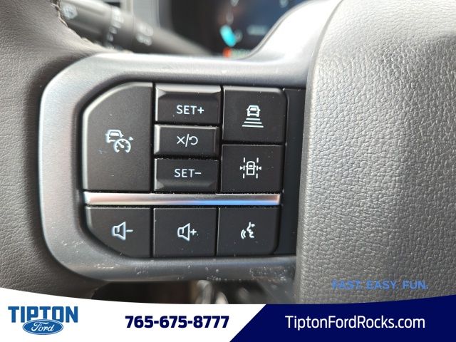 Vehicle image 42 of 44