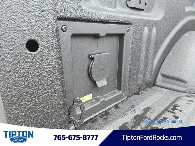 Vehicle image 41 of 44