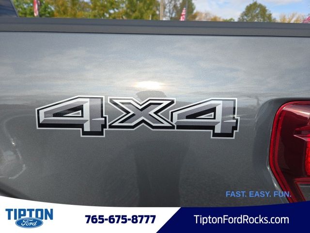 Vehicle image 27 of 44