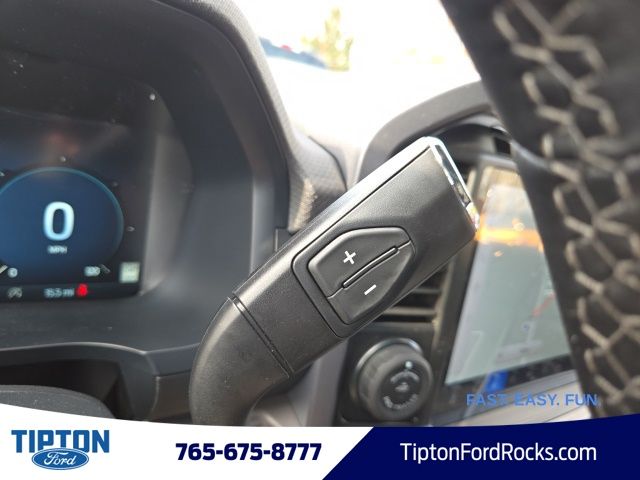 Vehicle image 23 of 44