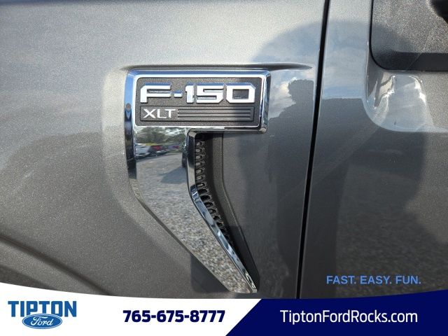Vehicle image 37 of 44