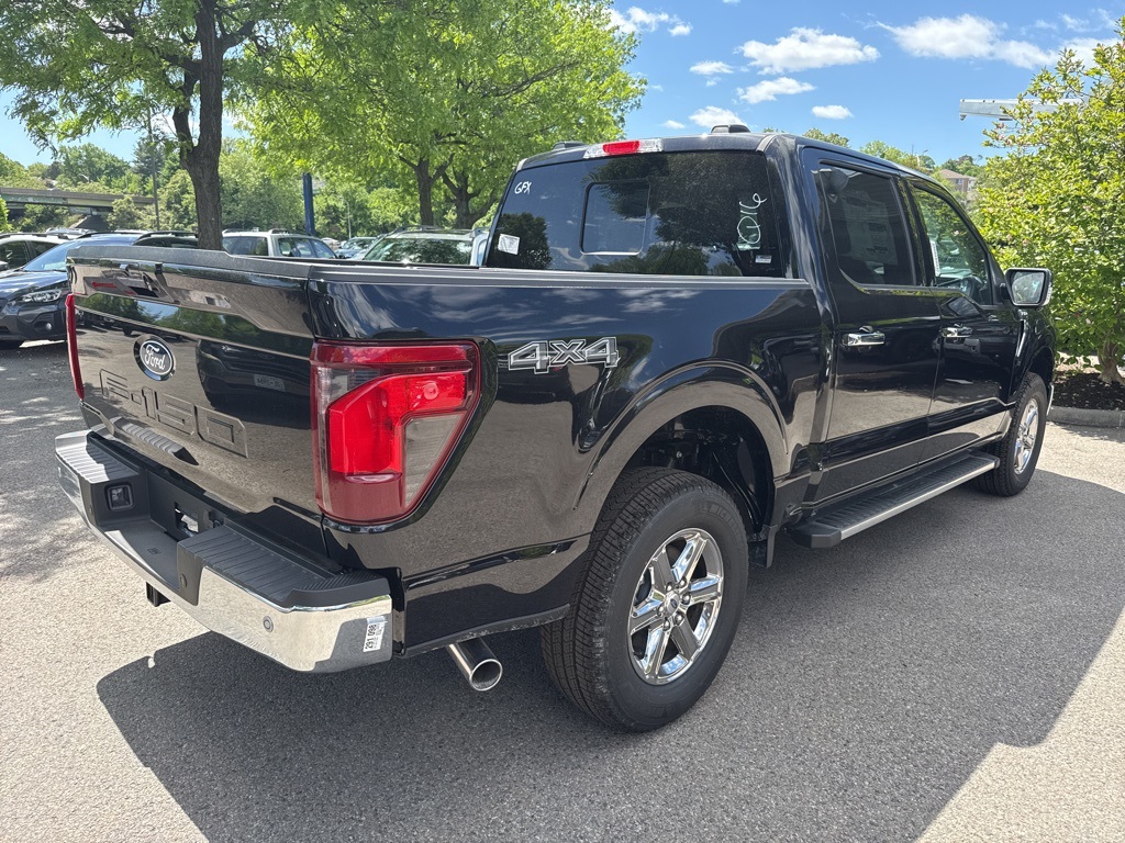 Vehicle image 3 of 12