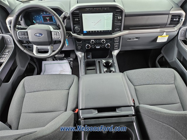 Vehicle image 7 of 14