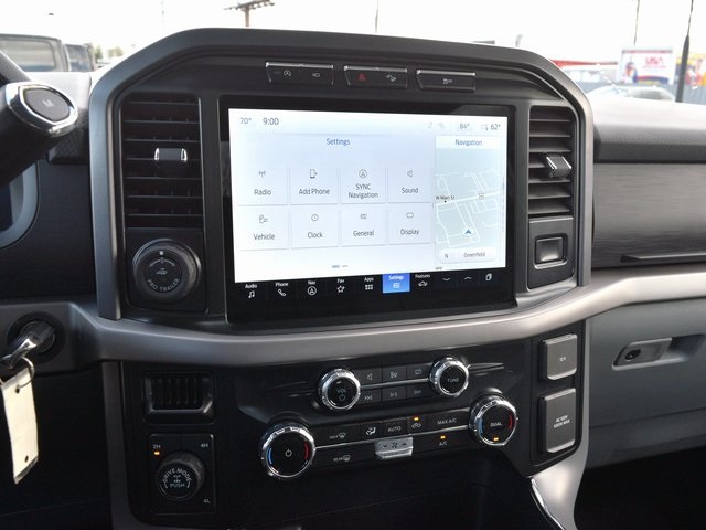 Vehicle image 18 of 39