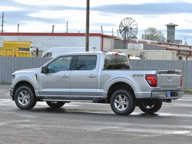 Vehicle image 6 of 39