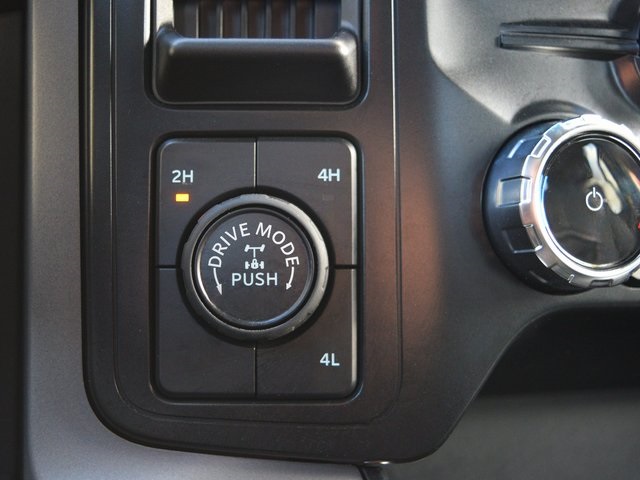 Vehicle image 23 of 39