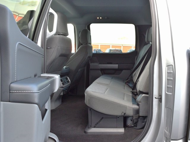 Vehicle image 29 of 39